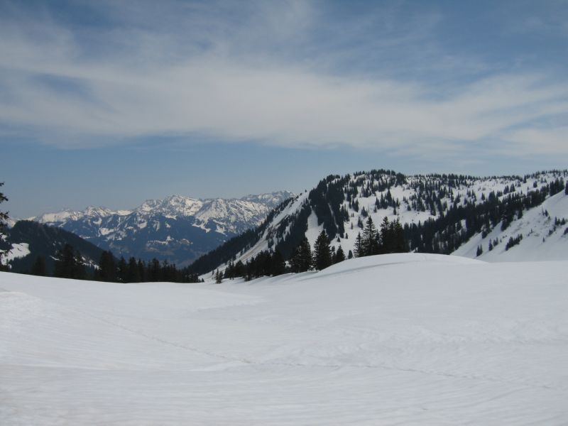 2009-04-12 Allgaeu (35) Look back at Wannen